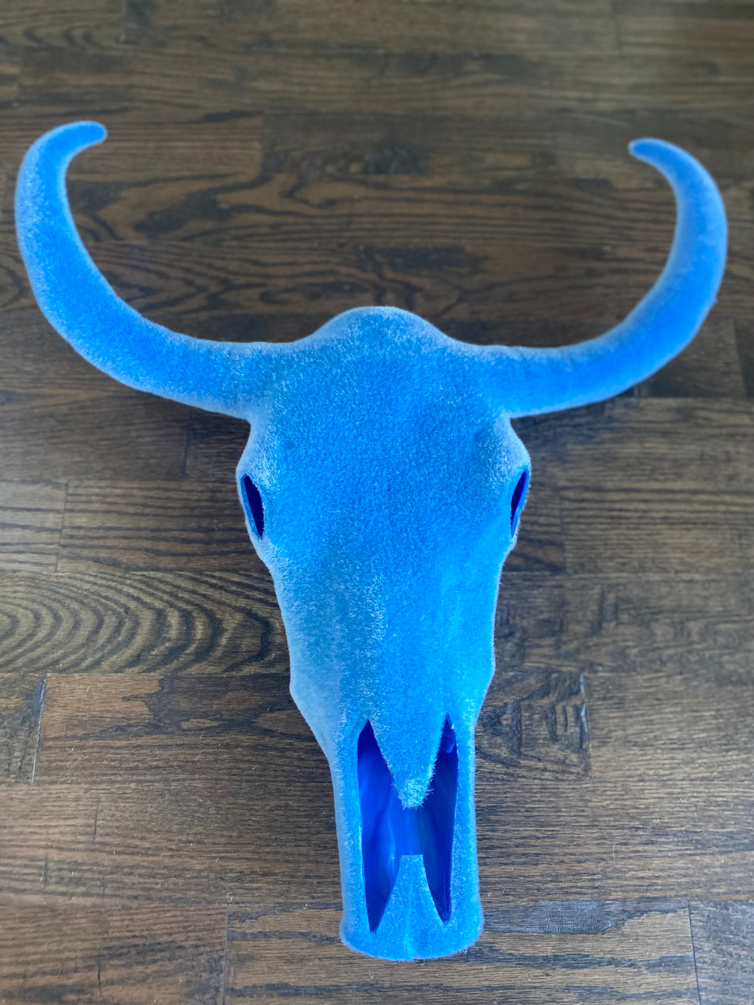 Flocked Longhorn Skull Wallmount